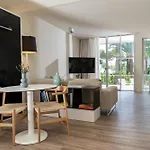 Melia South Beach